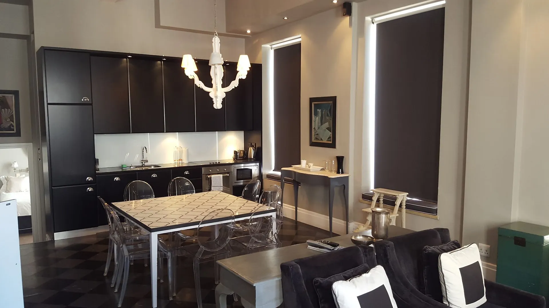 Itc Hospitality Group Two Bedrooms Mutual Heights Building Cape Town